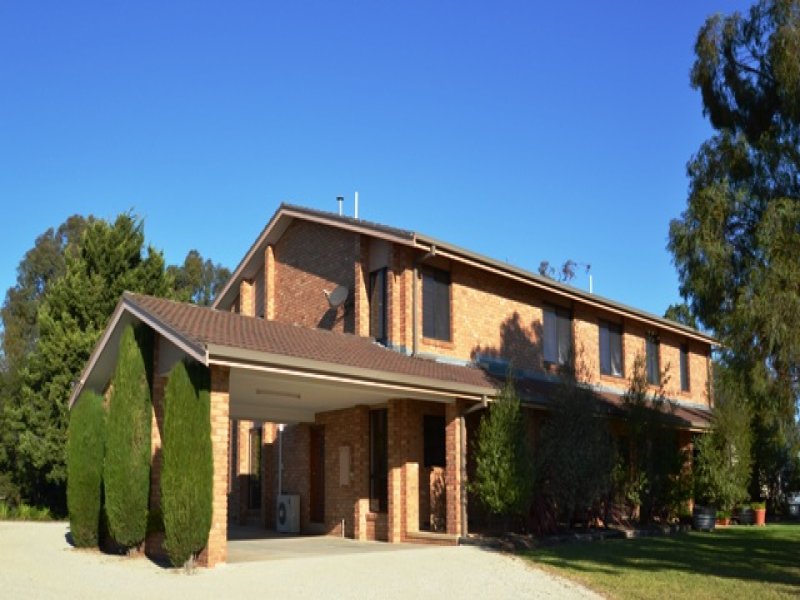 14 Mallett Crescent, Seymour, Vic 3660 Property Details