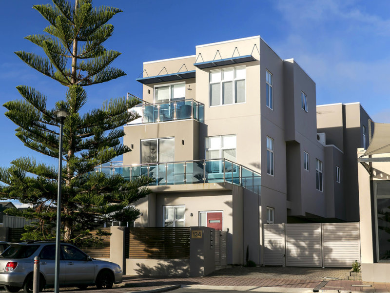 2/134 Esplanade, Brighton, SA 5048