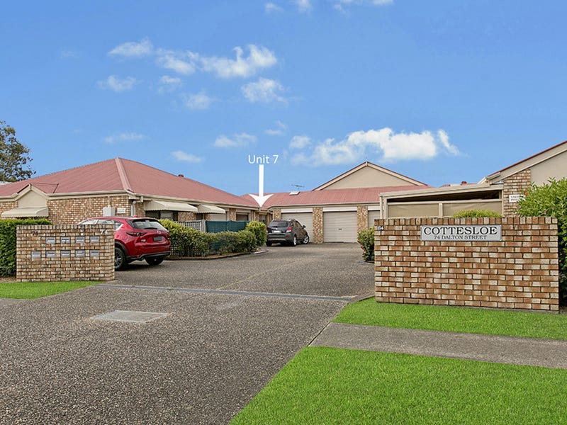 7/74 Dalton Street, Kipparing, QLD 4021