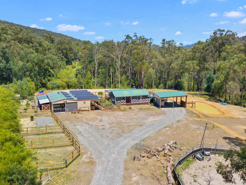 1805 Woods Point Road, Mcmahons Creek, VIC 3799