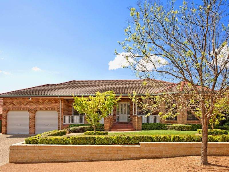 6 Winser Crescent 'Gleneagles Estate', Kambah, ACT 2902 Property Details