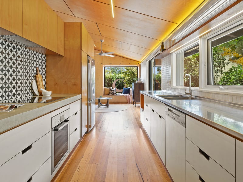 20 Oakes Street, Cook, ACT 2614 - Property Details