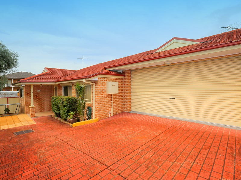 4/71A Highland Avenue, Bankstown, NSW 2200