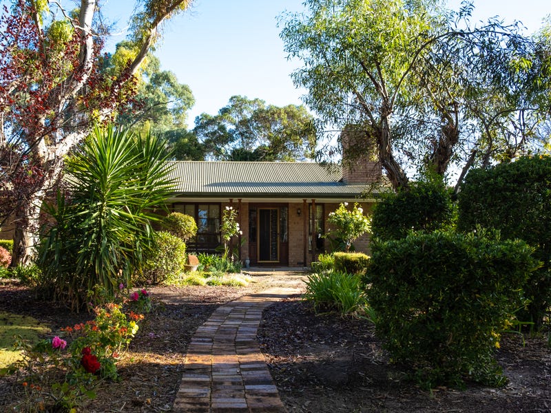 10 Fulwood Avenue, Tintinara, SA 5266 House for Sale