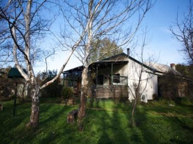 1 Newstead Road, Guildford, Vic 3451 Property Details