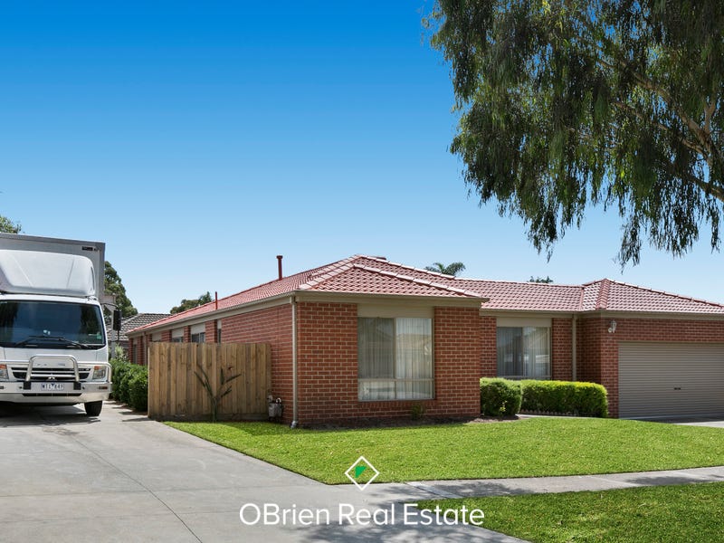 4 John Wedge Wynd, Skye, Vic 3977 Property Details