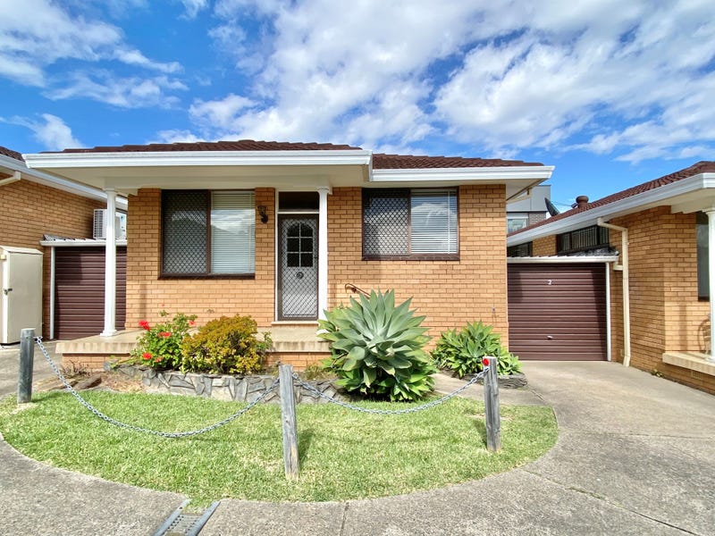 2/1115 Eddystone Road, Bexley, NSW 2207