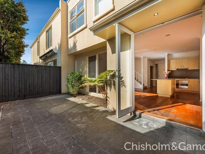 2/2A Vautier Street, Elwood, VIC 3184
