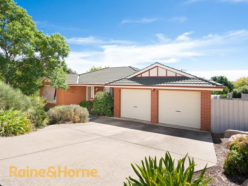 1 Kincora Place, Bourkelands, NSW 2650