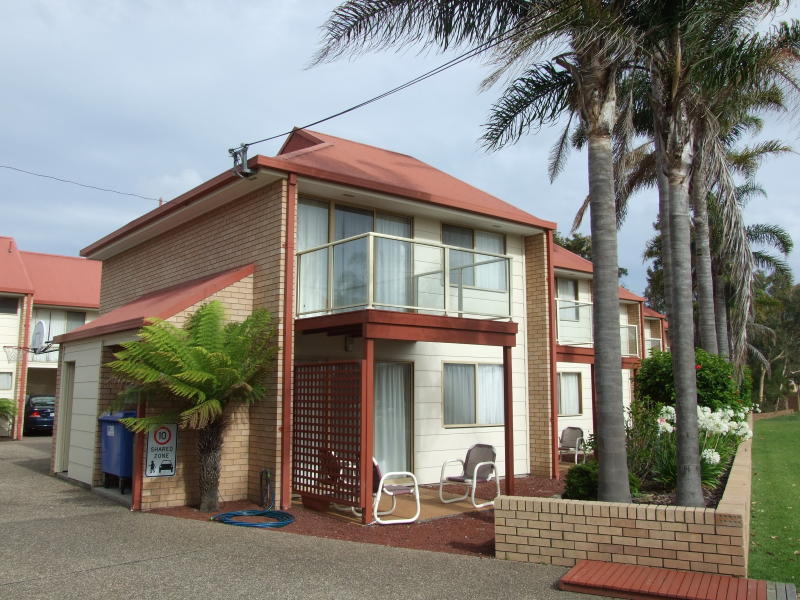 2/33 Edna Drive, Tathra, NSW 2550 Property Details