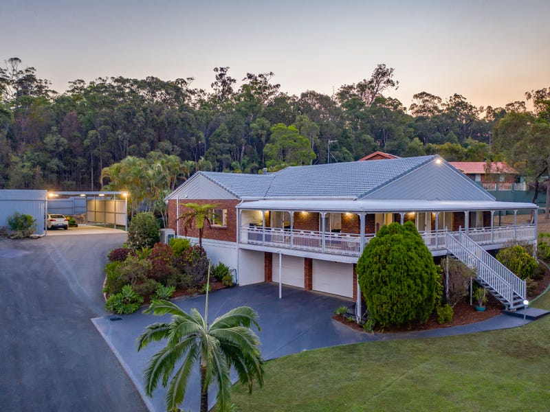 30 Kingsway Drive, Molendinar, Qld 4214 Property Details