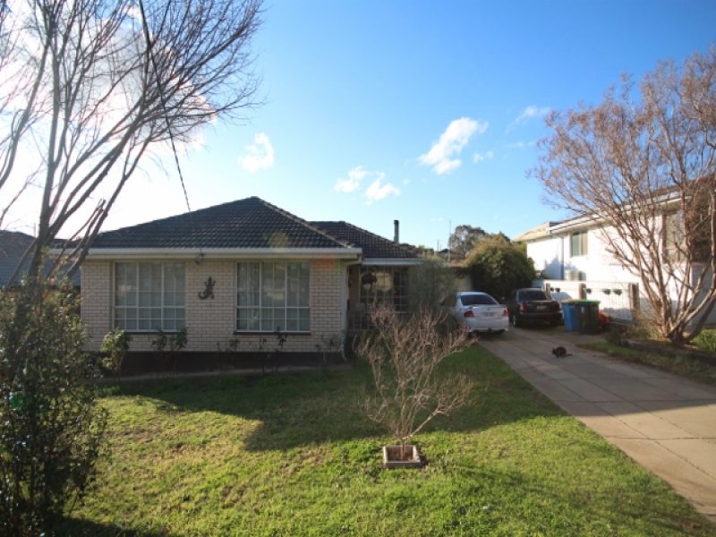 43 Nixon Crescent, Tolland, NSW 2650 Property Details