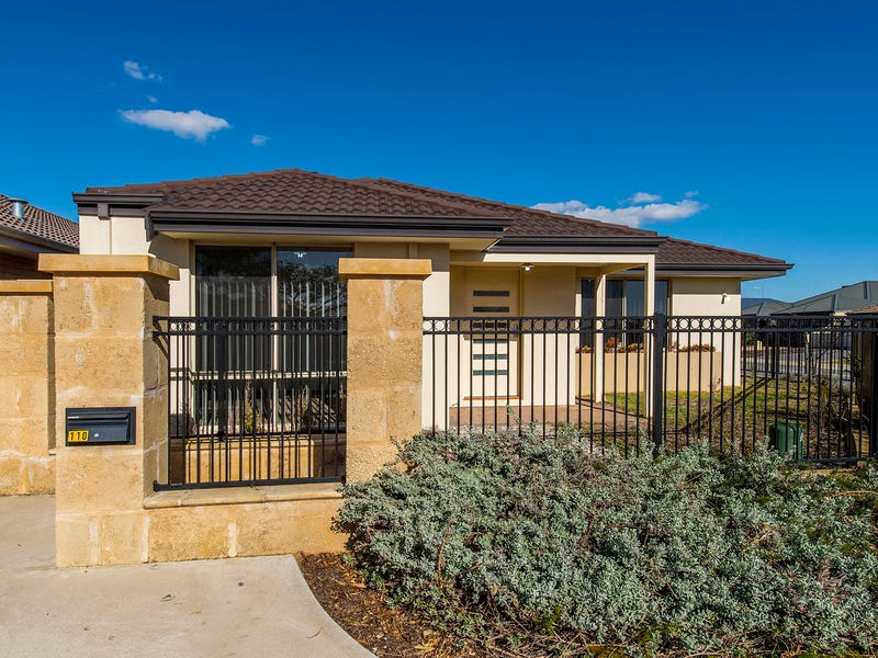 110 Lake Valley Drive, Lakelands, WA 6180