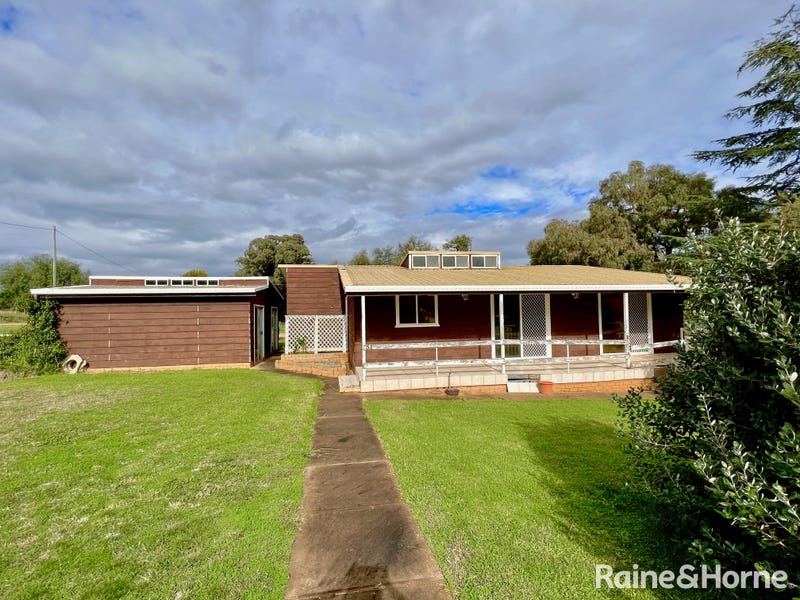 51 South Street, Grenfell, NSW 2810 Property Details