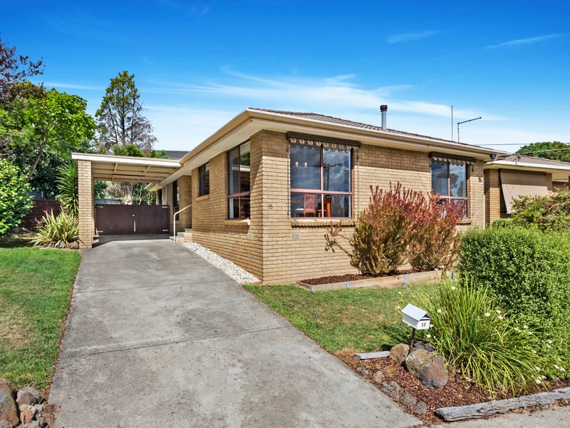 16 Margaret Avenue, Ballarat North, VIC 3350 - realestate.com.au