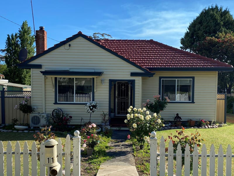 11 Duffield Street, Manjimup, WA 6258 Property Details