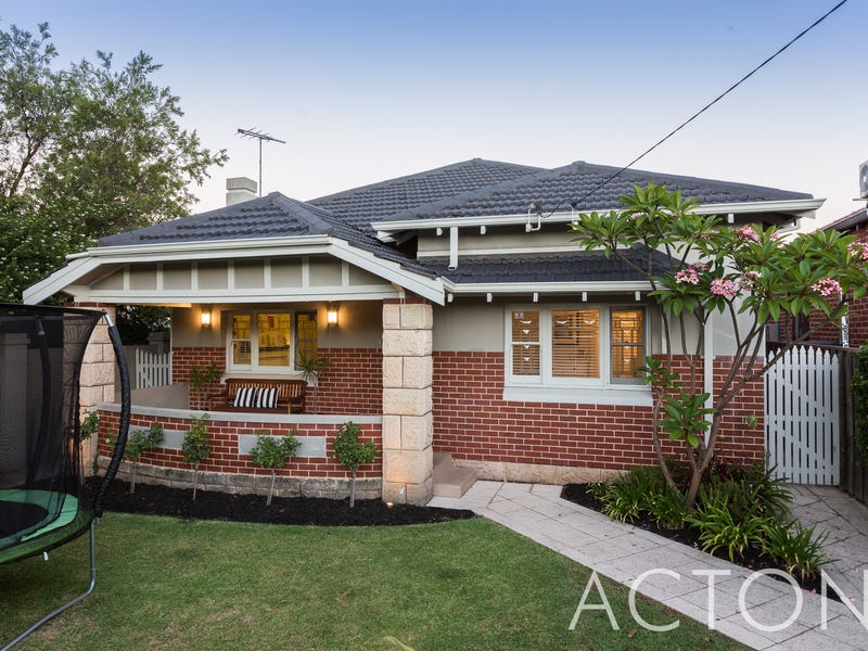 130 Dunedin Street, Mount Hawthorn, WA 6016