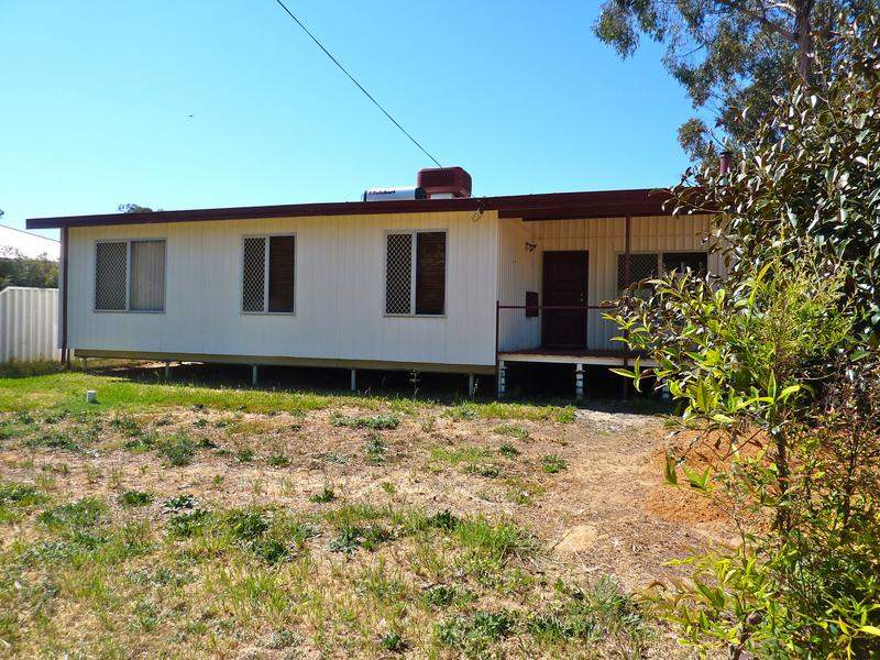 1 Crossman Road, Boddington, WA 6390 Property Details