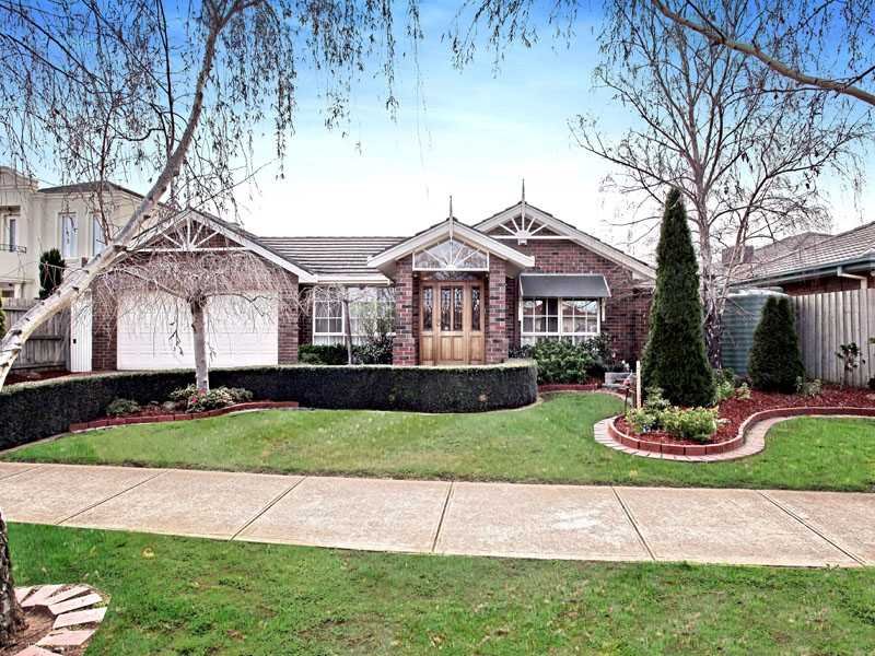 17 Montpellier Drive, Werribee, Vic 3030 Property Details