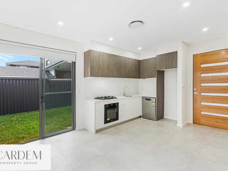 25 Seventeenth Avenue, Austral, NSW 2179