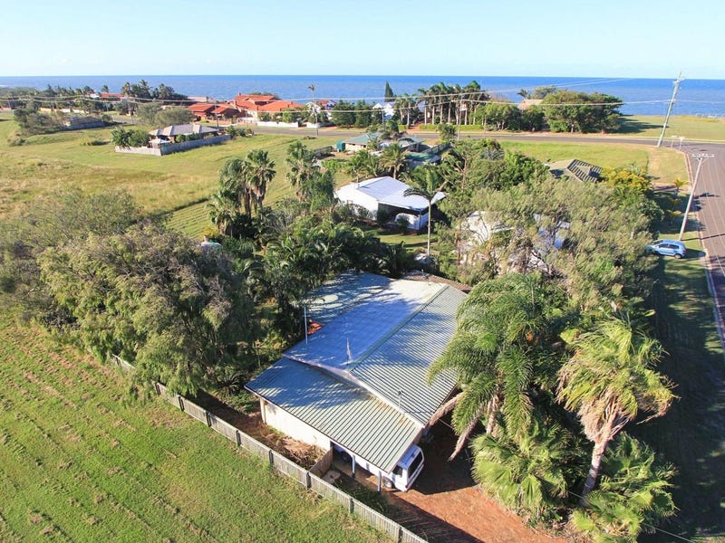 8 Bisdee Street, Coral Cove, Qld 4670 House for Sale