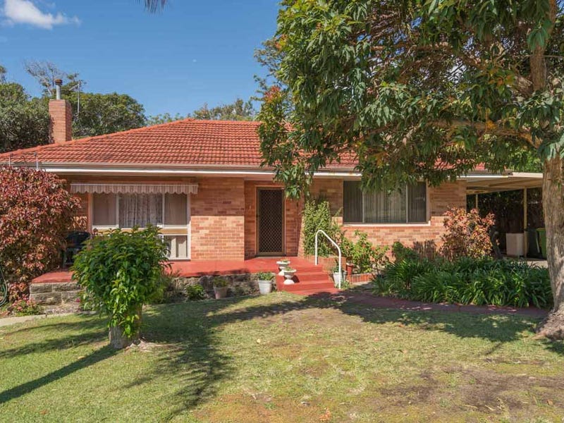 2 Griffiths Place, Hilton, WA 6163 Property Details