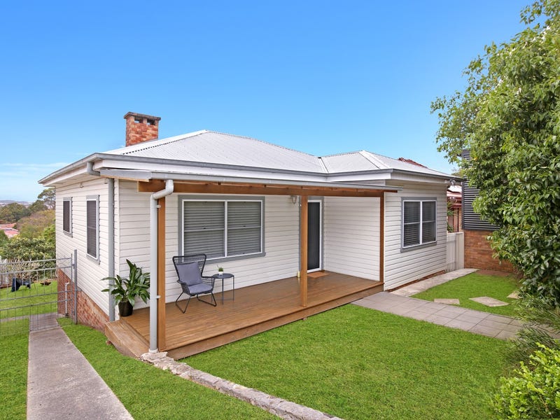 23 Mount Keira Road, West Wollongong, NSW 2500