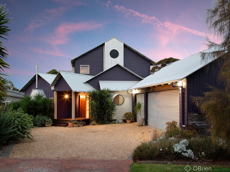 11 Norman Drive, Cowes, Vic 3922 Property Details