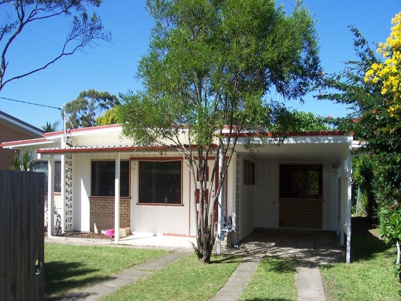 32 Shirley Street, Southport, Qld 4215 Property Details