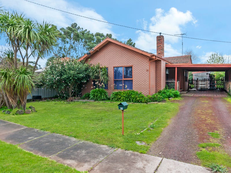 16 Street, Hamilton, Vic 3300 Property Details