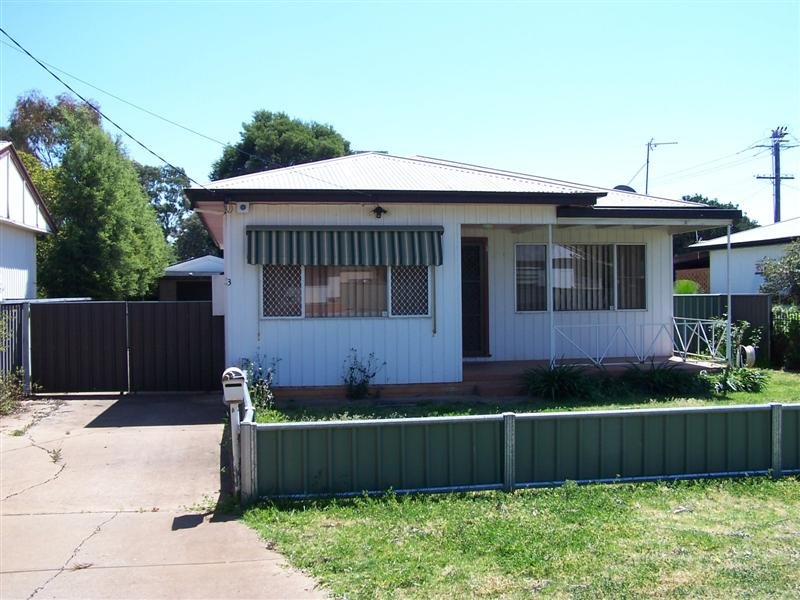 3 Bruce Avenue, Dubbo, NSW 2830 - Property Details