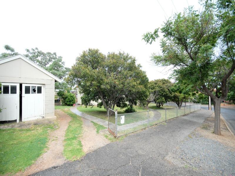 1 Gort Avenue, Clapham, SA 5062 Property Details