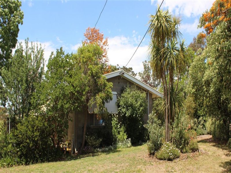 27 Myrtle Street, Alexandra, Vic 3714 Property Details