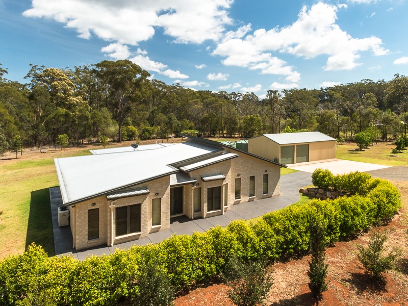 8678 New England Highway, Hampton, QLD 4352