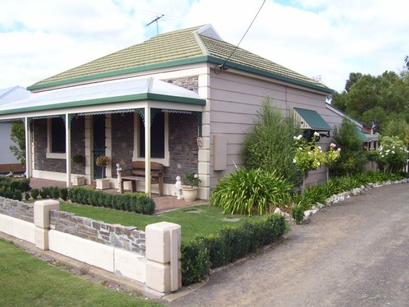 39 Plunkett Tce, Millicent, SA 5280 Property Details