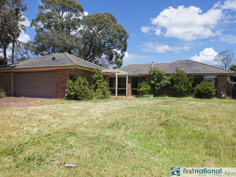 30 Ruffy Drive, Cranbourne, VIC 3977