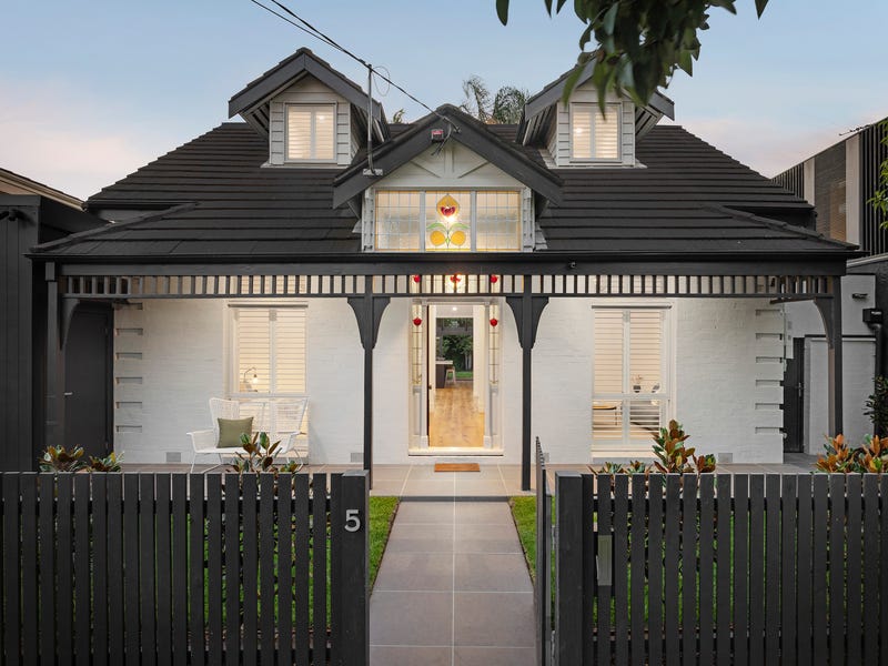 5 Lynch Street, Brighton, Vic 3186 Property Details