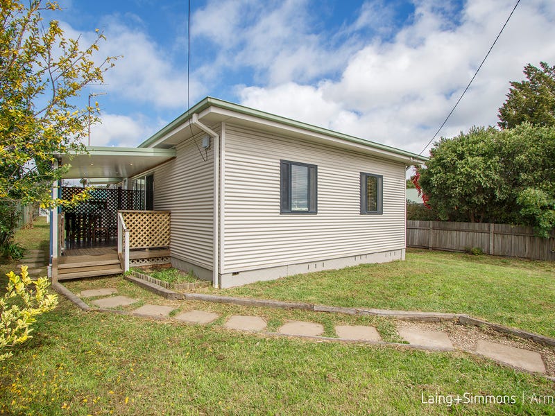 236 Mann Street, Armidale, NSW 2350 Property Details