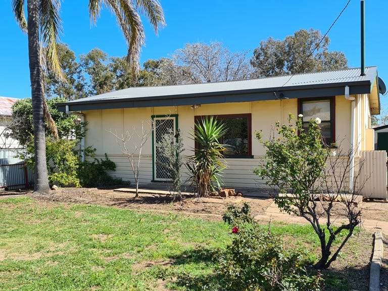 37 Waugan Street, Gilgandra, NSW 2827 House for Sale