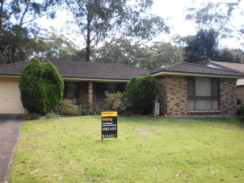 40 Helen Avenue, Lemon Tree Passage, NSW 2319