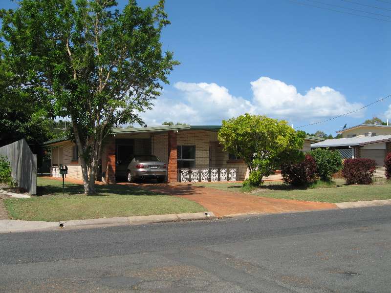 56 Hibiscus Street, Urangan, QLD 4655