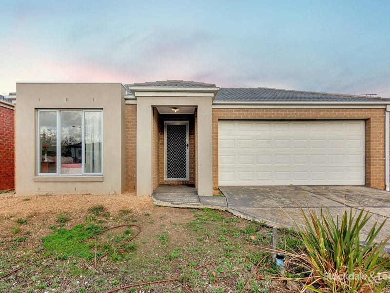 12 Erin Square, Deer Park, VIC 3023