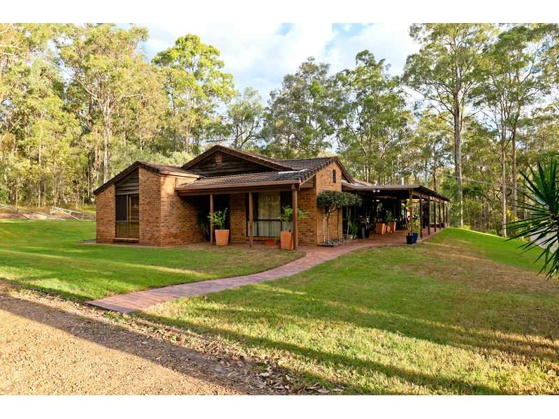 136 Pioneer Road, Sheldon, Qld 4157 Property Details