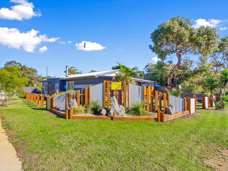 41 National Park Road, Loch Sport, VIC 3851