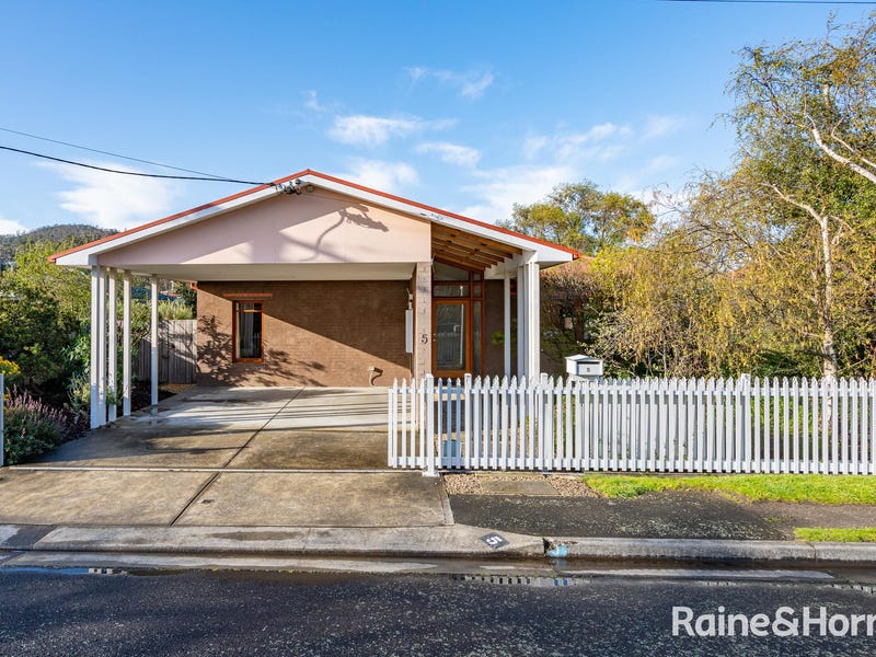 Real Estate & Property for Auction in Fern Tree, TAS 7054 (+1 location