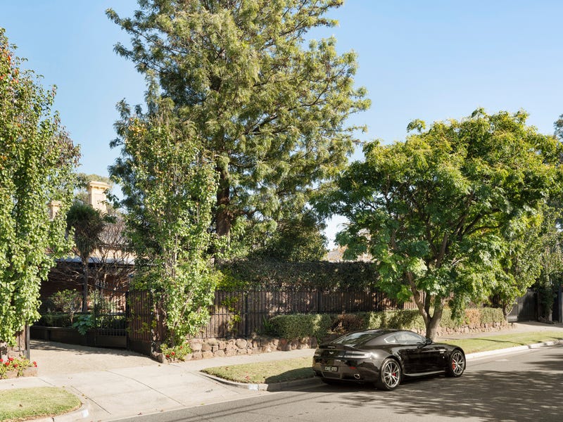 2426 Gordon Street, Beaumaris, Vic 3193 House for Sale realestate