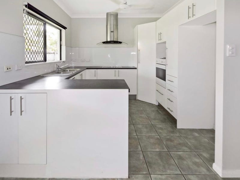 17 Ellis Close, Kewarra Beach, QLD 4879