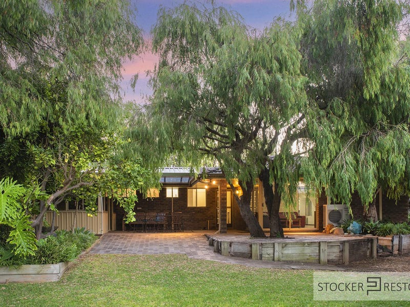 8 Staley Street, Quindalup, WA 6281 Property Details