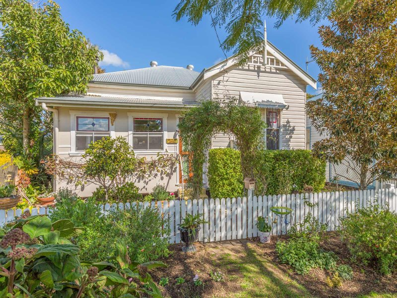 25 Donaldson Street, Coraki, NSW 2471 Property Details