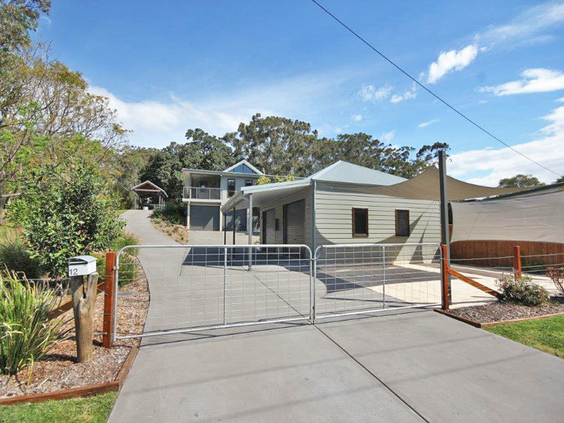 12 Taylor Road, Taylors Beach, NSW 2316